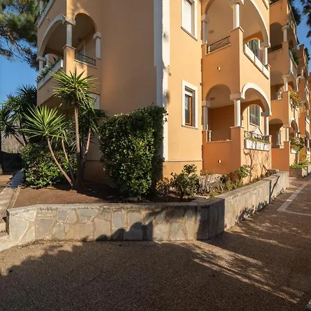 Sea Apartment *